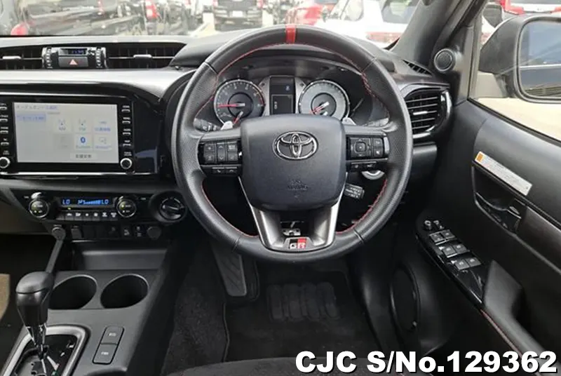 2022 Toyota / Hilux Stock No. 129362