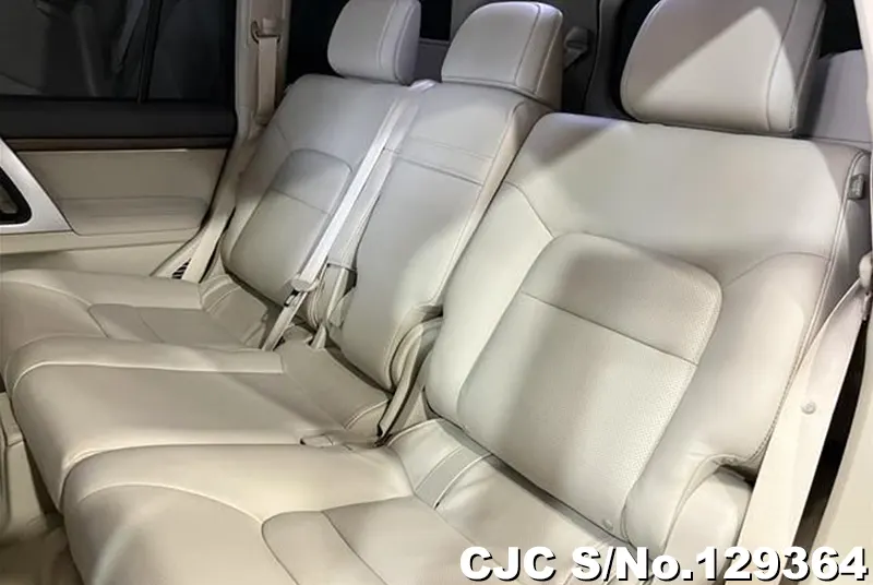 2020 Toyota / Land Cruiser Stock No. 129364