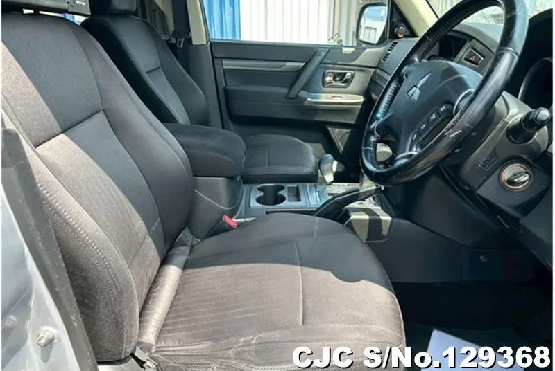 2013 Mitsubishi / Pajero Stock No. 129368