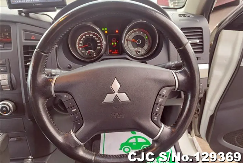 2013 Mitsubishi / Pajero Stock No. 129369