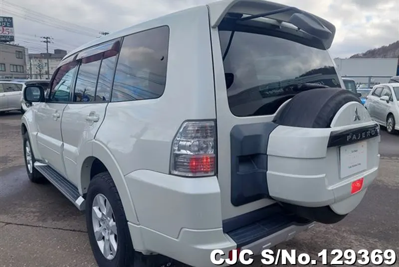 2013 Mitsubishi / Pajero Stock No. 129369