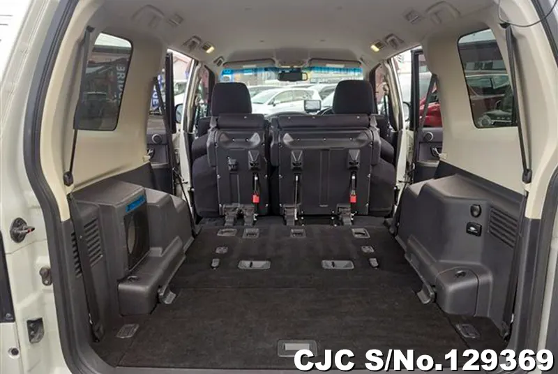 2013 Mitsubishi / Pajero Stock No. 129369