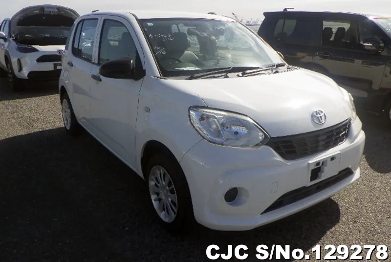 2016 Toyota / Passo Stock No. 129378