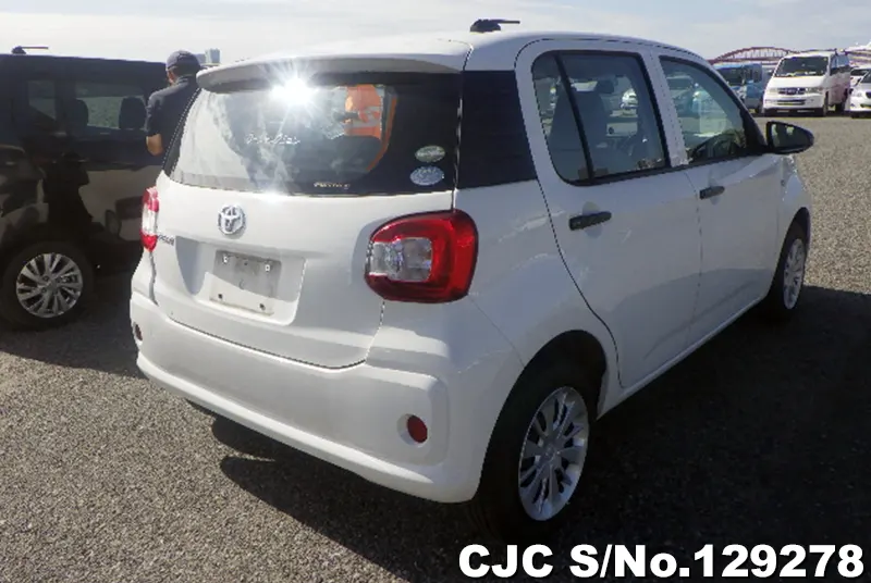 2016 Toyota / Passo Stock No. 129378