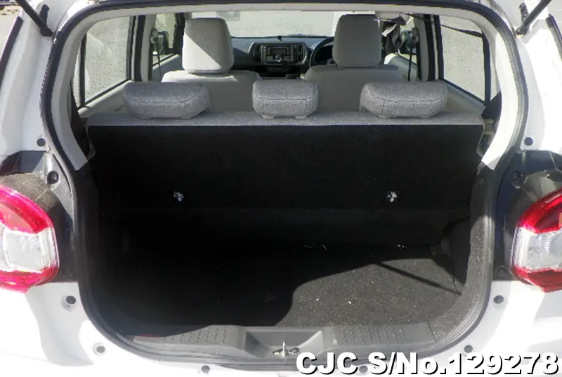 2016 Toyota / Passo Stock No. 129378