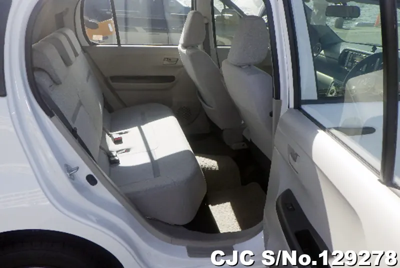 2016 Toyota / Passo Stock No. 129378