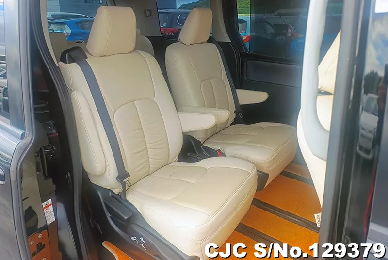 2015 Toyota / Voxy Stock No. 129379