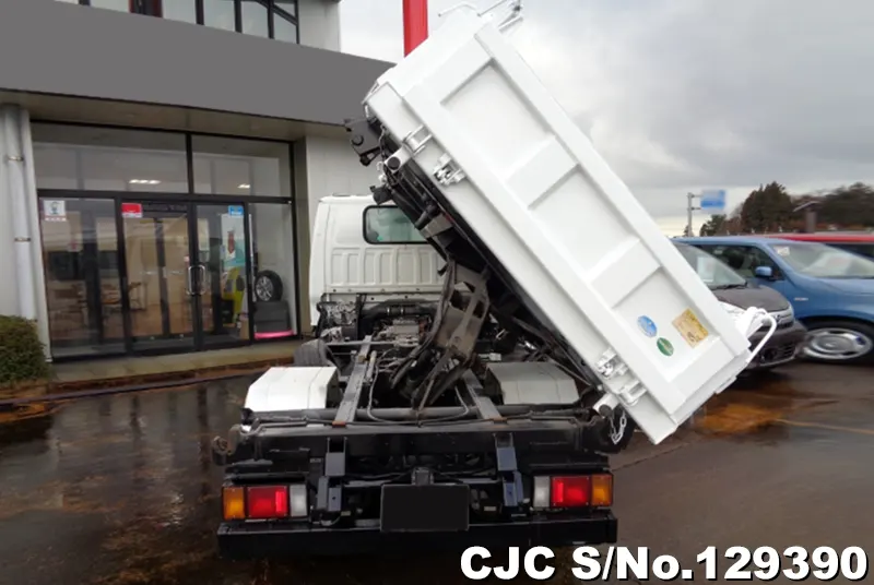 2017 Isuzu / Elf Stock No. 129390