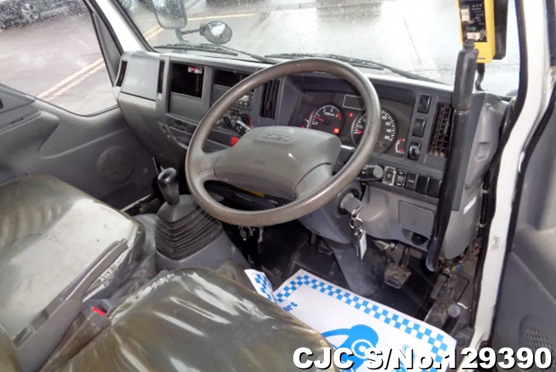 2017 Isuzu / Elf Stock No. 129390