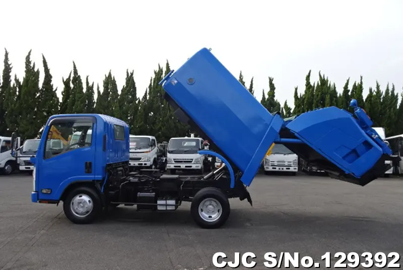 2009 Isuzu / Elf Stock No. 129392