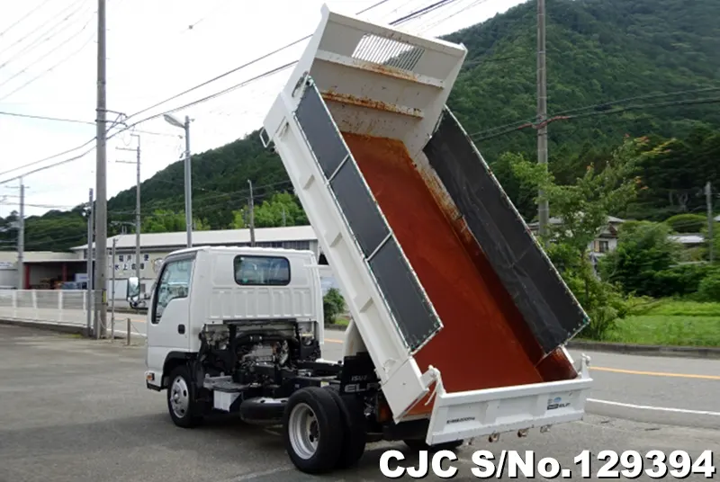 2017 Isuzu / Elf Stock No. 129394