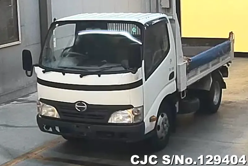 2011 Hino / Dutro Stock No. 129404