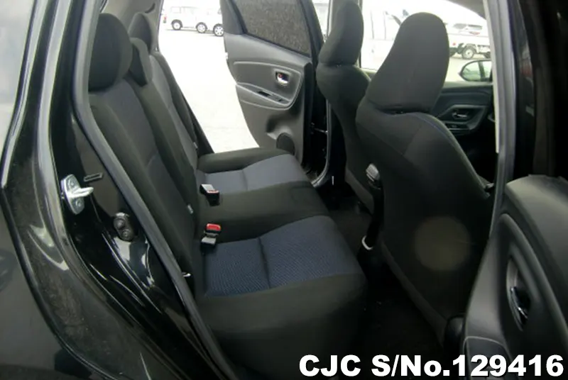 2016 Toyota / Vitz Stock No. 129416