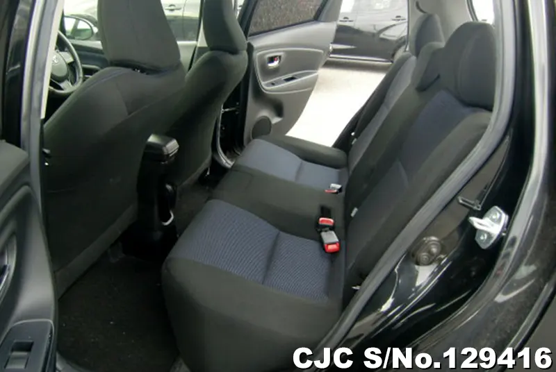 2016 Toyota / Vitz Stock No. 129416