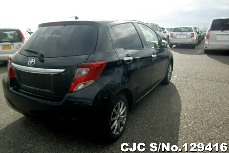 2016 Toyota / Vitz Stock No. 129416