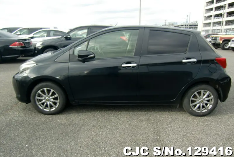 2016 Toyota / Vitz Stock No. 129416