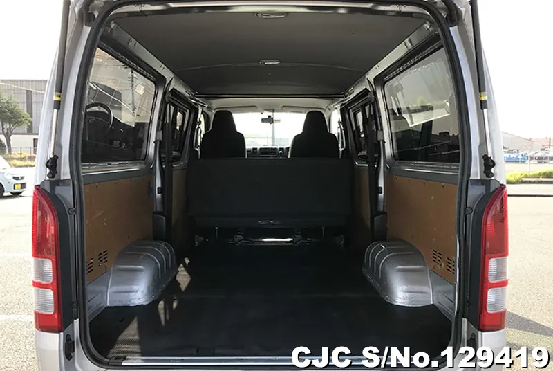 2016 Toyota / Hiace Stock No. 129419