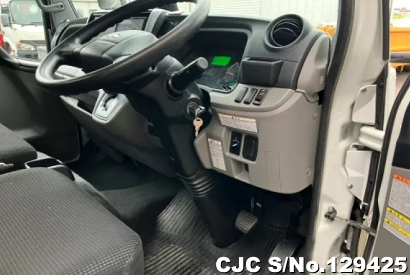 2020 Mitsubishi / Canter Stock No. 129425