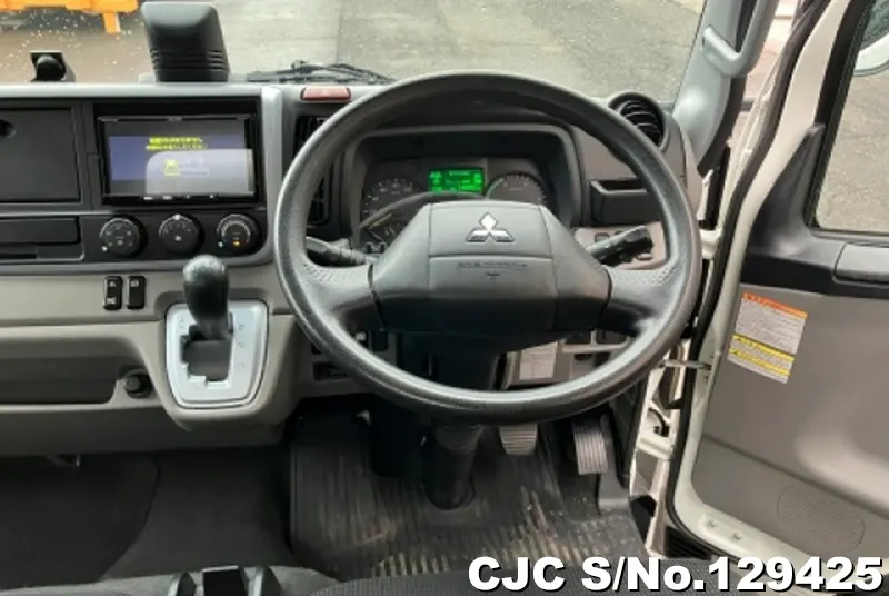 2020 Mitsubishi / Canter Stock No. 129425