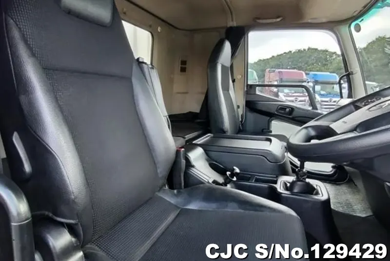 2019 Mitsubishi / Fuso Fighter Stock No. 129429