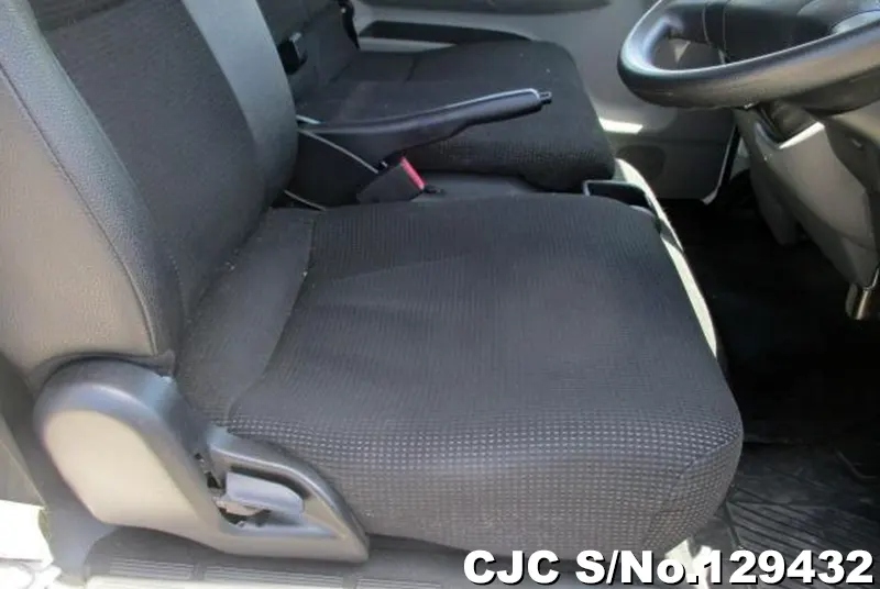 2020 Mitsubishi / Canter Stock No. 129432