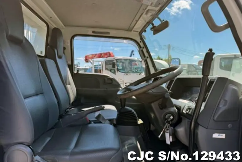 2019 Isuzu / Elf Stock No. 129433