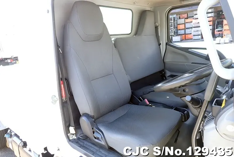 2020 Mitsubishi / Canter Stock No. 129435