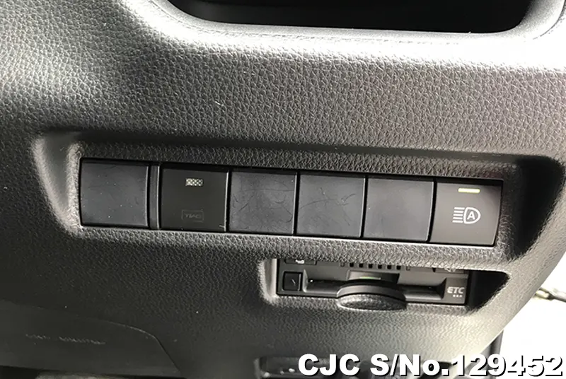 2020 Toyota / Rav4 Stock No. 129452