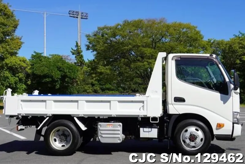 2022 Hino / Dutro Stock No. 129462