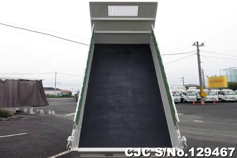 2017 Isuzu / Elf Stock No. 129467