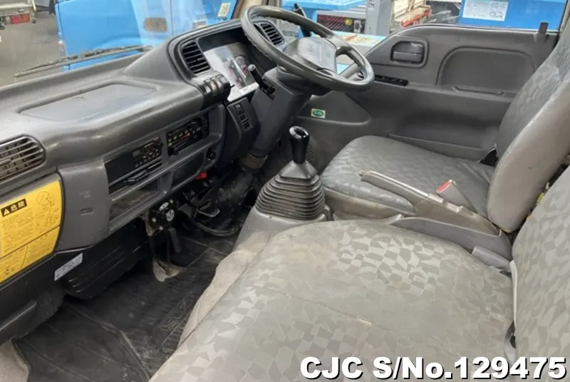 2005 Isuzu / Elf Stock No. 129475