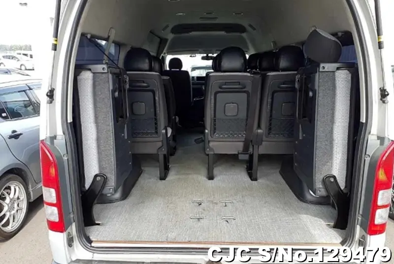 2017 Toyota / Hiace Stock No. 129479