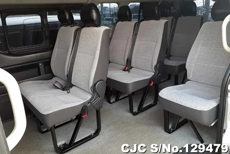 2017 Toyota / Hiace Stock No. 129479