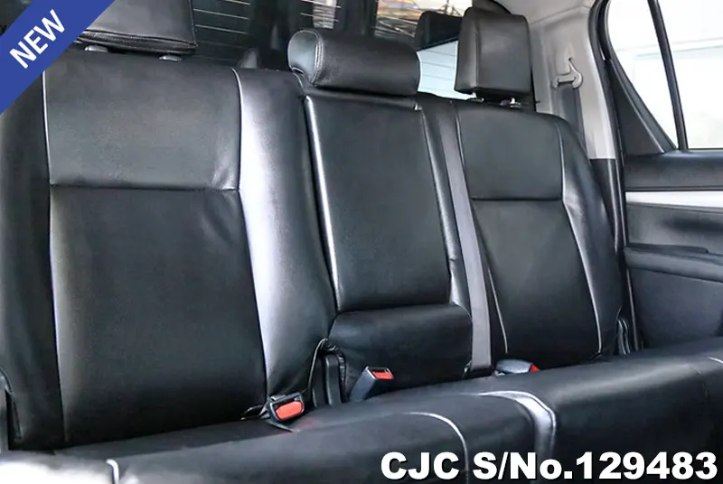 2021 Toyota / Hilux / Revo Stock No. 129483