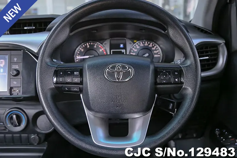 2021 Toyota / Hilux / Revo Stock No. 129483