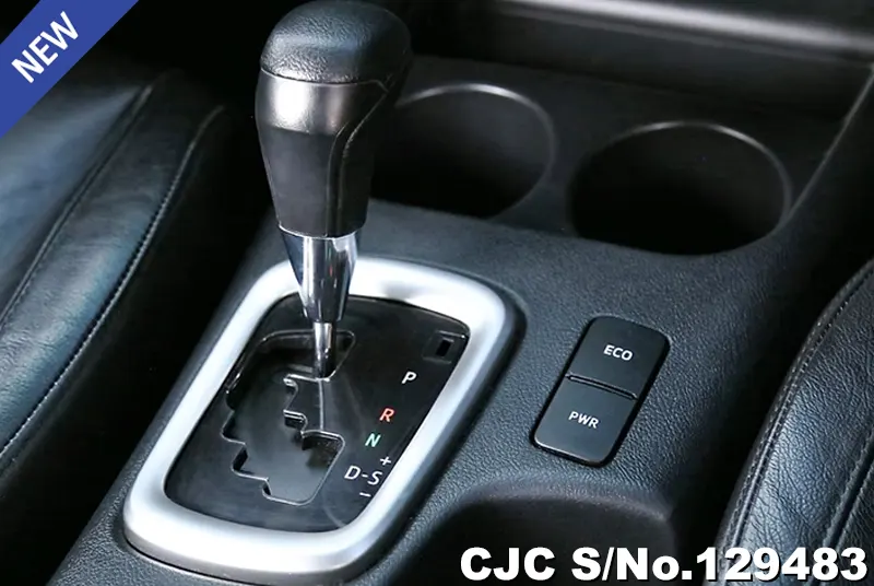 2021 Toyota / Hilux / Revo Stock No. 129483