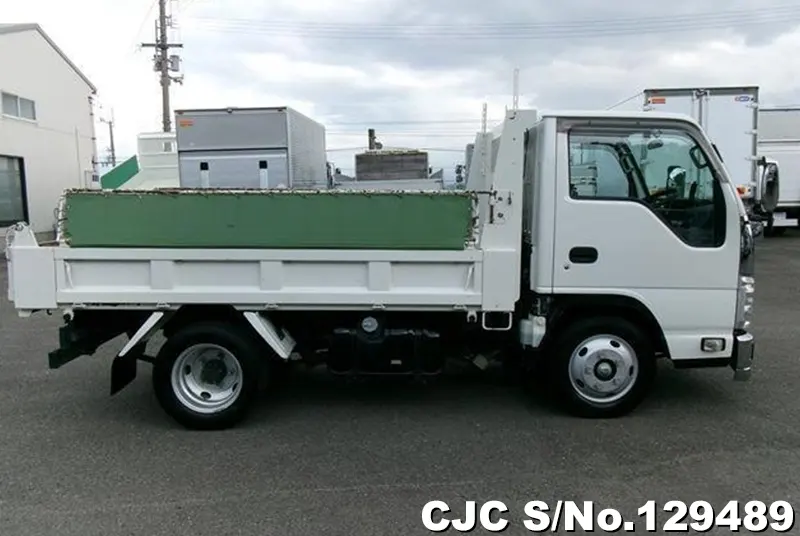 2017 Isuzu / Elf Stock No. 129489