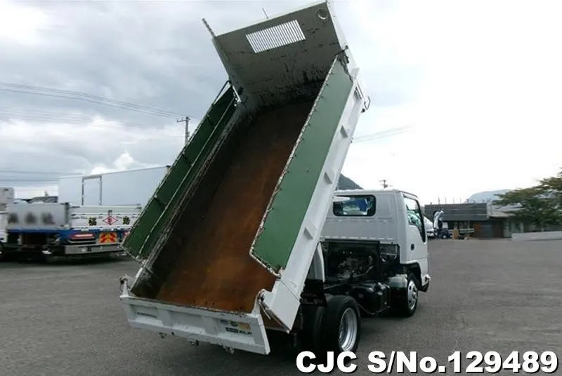 2017 Isuzu / Elf Stock No. 129489