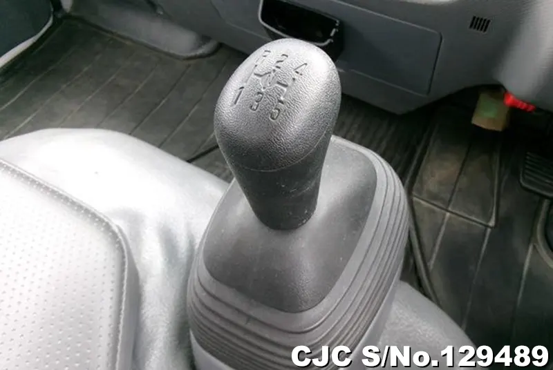 2017 Isuzu / Elf Stock No. 129489