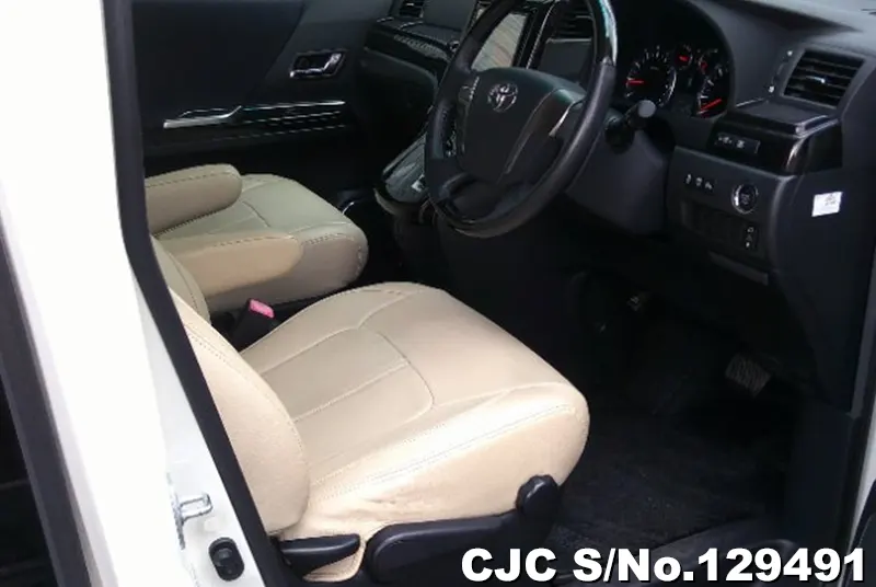 2011 Toyota / Alphard Stock No. 129491