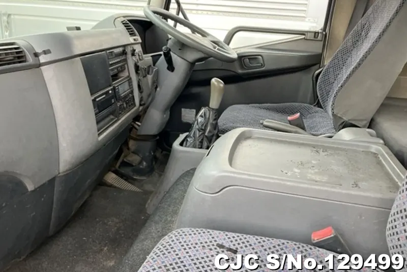 2007 Mitsubishi / Fuso Stock No. 129499