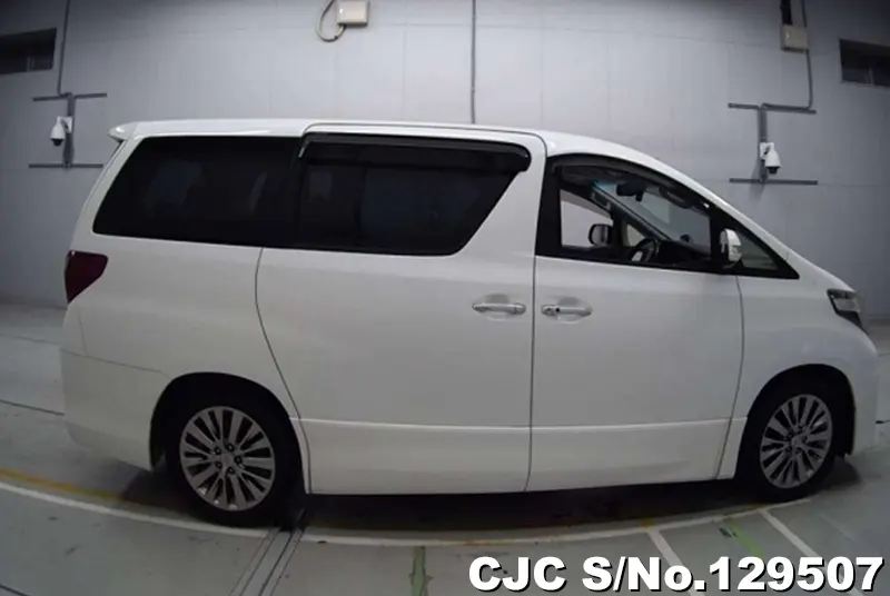 2014 Toyota / Alphard Stock No. 129507