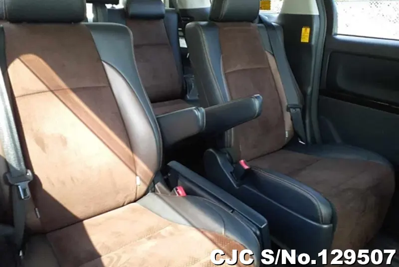 2014 Toyota / Alphard Stock No. 129507