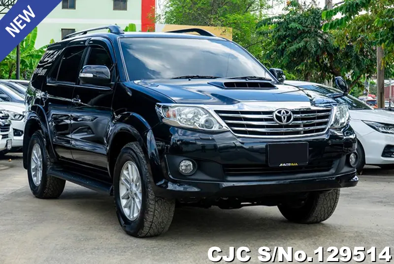 2014 Toyota / Fortuner Stock No. 129514