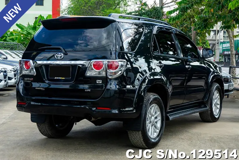 2014 Toyota / Fortuner Stock No. 129514