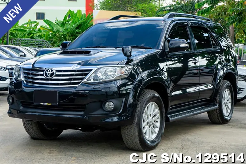 2014 Toyota / Fortuner Stock No. 129514