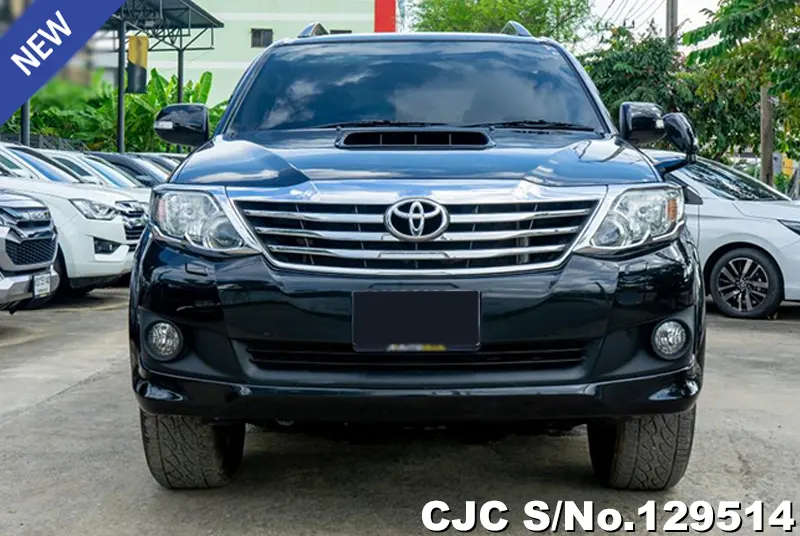 2014 Toyota / Fortuner Stock No. 129514