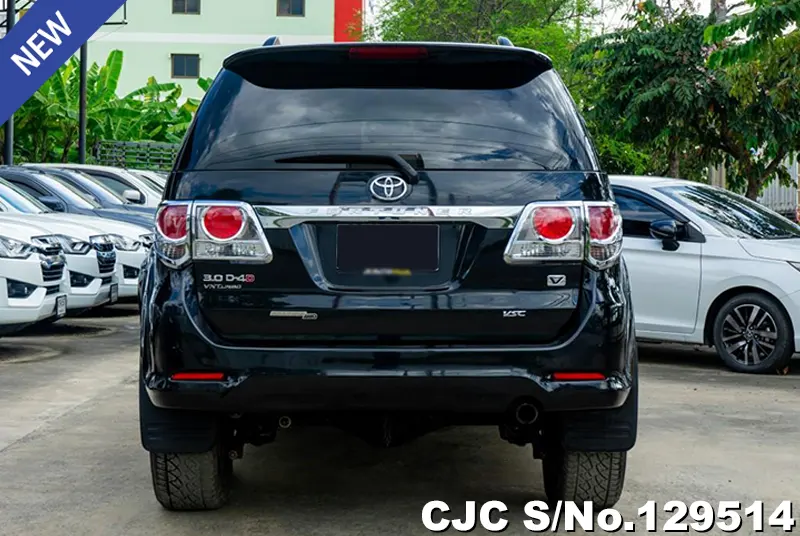 2014 Toyota / Fortuner Stock No. 129514