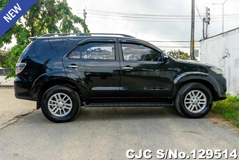 2014 Toyota / Fortuner Stock No. 129514