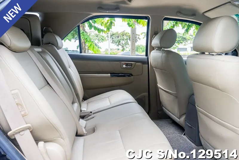 2014 Toyota / Fortuner Stock No. 129514